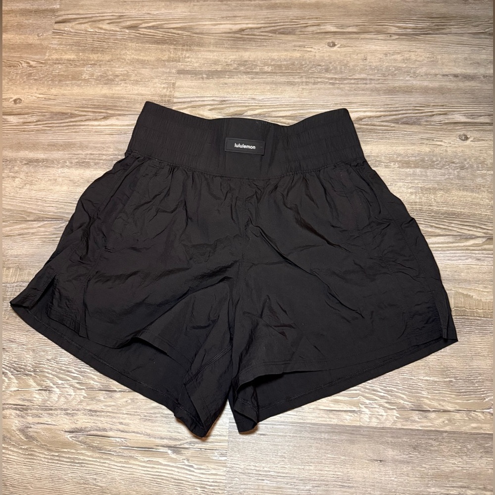 Lululemon Lightweight training short